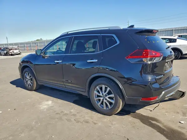 KNMAT2MT0JP567510 2018 NISSAN ROGUE - Image 2