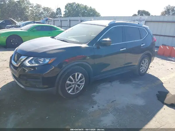 KNMAT2MT0JP569922 2018 NISSAN ROGUE - Image 2