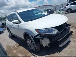 KNMAT2MT0JP575199 2018 NISSAN ROGUE