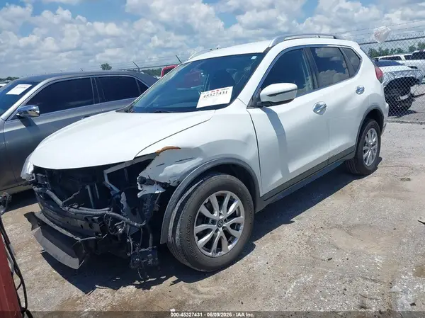 KNMAT2MT0JP575199 2018 NISSAN ROGUE - Image 2