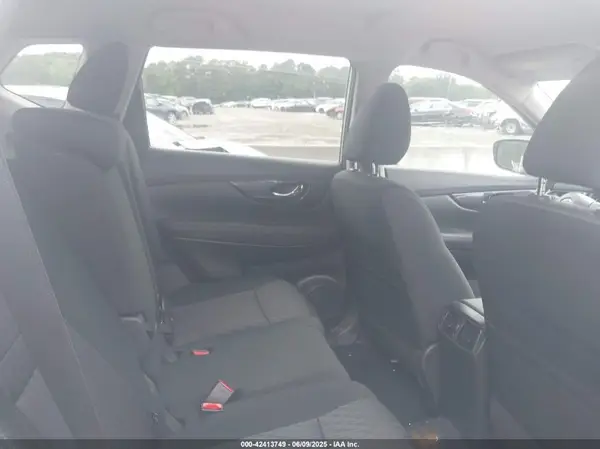 KNMAT2MT0JP577616 2018 NISSAN ROGUE - Image 8