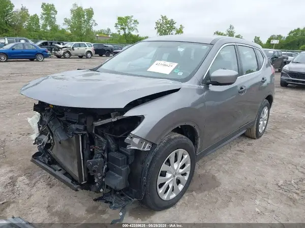 KNMAT2MT0JP583464 2018 NISSAN ROGUE - Image 2