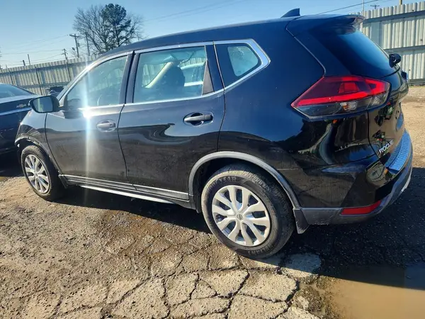 KNMAT2MT0JP584839 2018 NISSAN ROGUE - Image 2