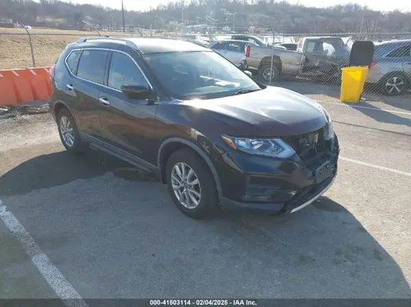 KNMAT2MT0JP594562 2018 NISSAN ROGUE - Image 1
