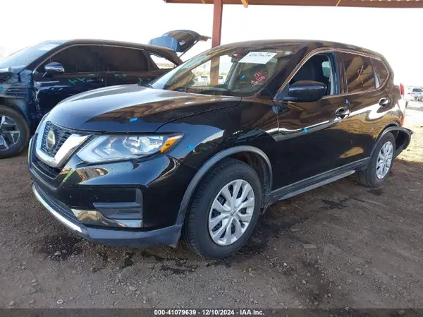 KNMAT2MT0JP598093 2018 NISSAN ROGUE - Image 2