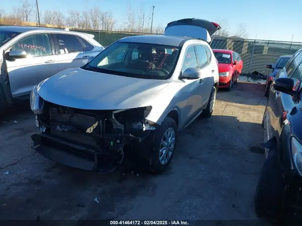 KNMAT2MT0JP602689 2018 NISSAN ROGUE - Image 2