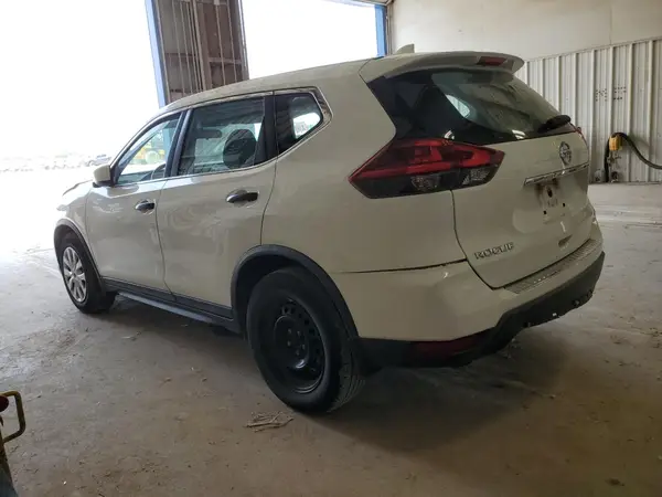 KNMAT2MT0JP606743 2018 NISSAN ROGUE - Image 2