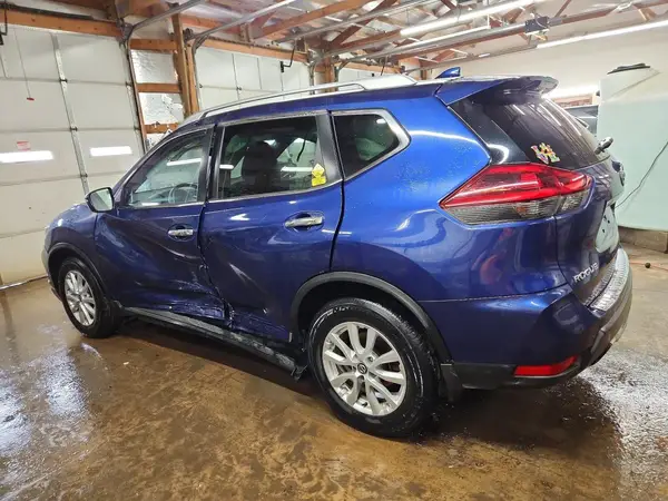 KNMAT2MT0JP608783 2018 NISSAN ROGUE - Image 2