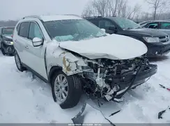 KNMAT2MT0JP611893 2018 NISSAN ROGUE