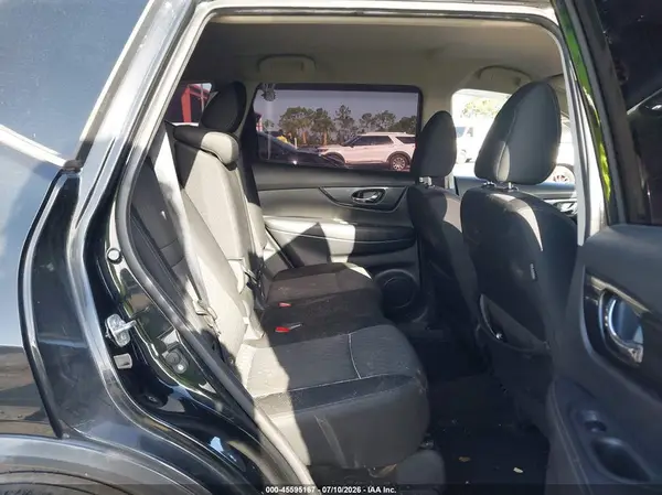 KNMAT2MT0JP612221 2018 NISSAN ROGUE - Image 8
