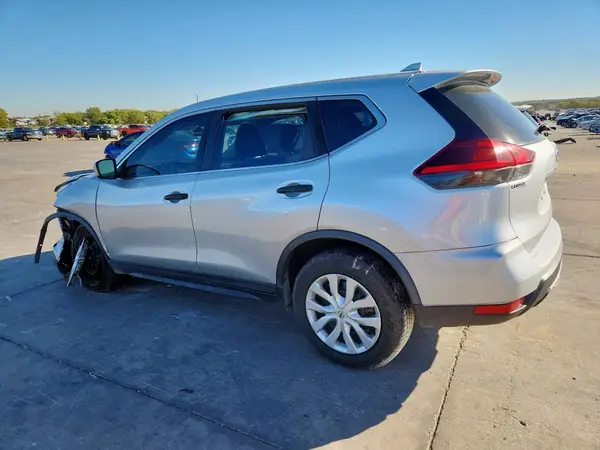 KNMAT2MT0JP615541 2018 NISSAN ROGUE - Image 2