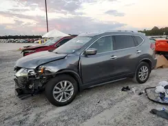 KNMAT2MT0JP618858 2018 NISSAN ROGUE