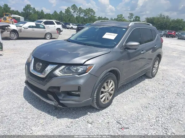 KNMAT2MT0JP622585 2018 NISSAN ROGUE - Image 2