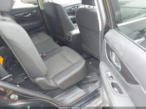 KNMAT2MT0KP532404 2019 NISSAN ROGUE - Image 8