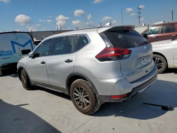 KNMAT2MT0KP557268 2019 NISSAN ROGUE - Image 2