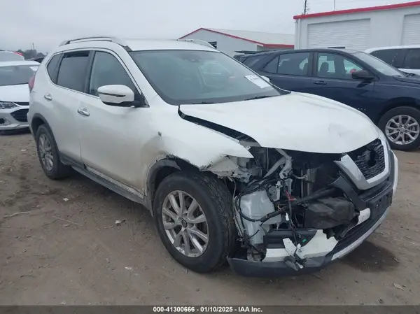KNMAT2MT0KP557321 2019 NISSAN ROGUE - Image 1