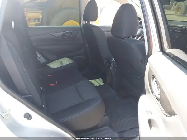 KNMAT2MT0KP560137 2019 NISSAN ROGUE - Image 8