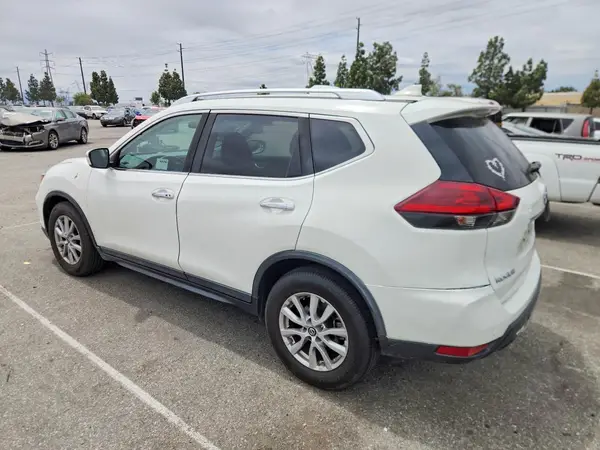 KNMAT2MT0LP519847 2020 NISSAN ROGUE - Image 2