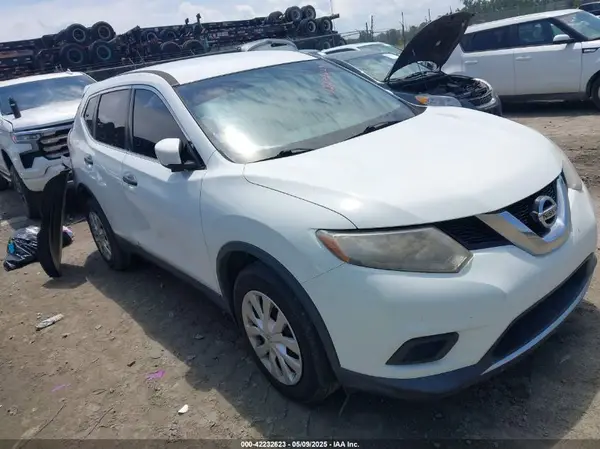 KNMAT2MT1GP602046 2016 NISSAN ROGUE - Image 1