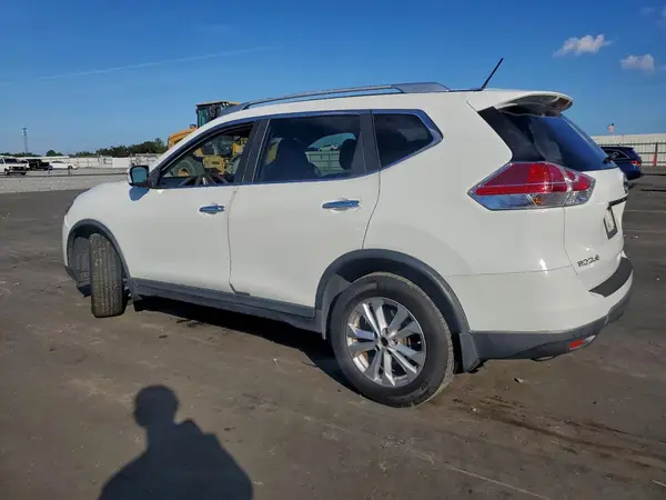 KNMAT2MT1GP617727 2016 NISSAN ROGUE - Image 2