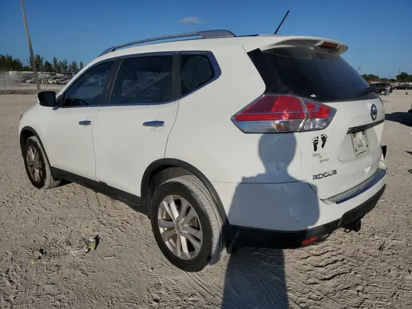 KNMAT2MT1GP642143 2016 NISSAN ROGUE - Image 2