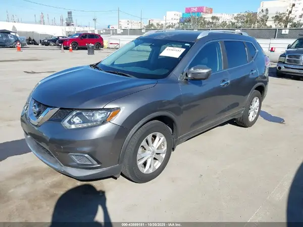 KNMAT2MT1GP642689 2016 NISSAN ROGUE - Image 2