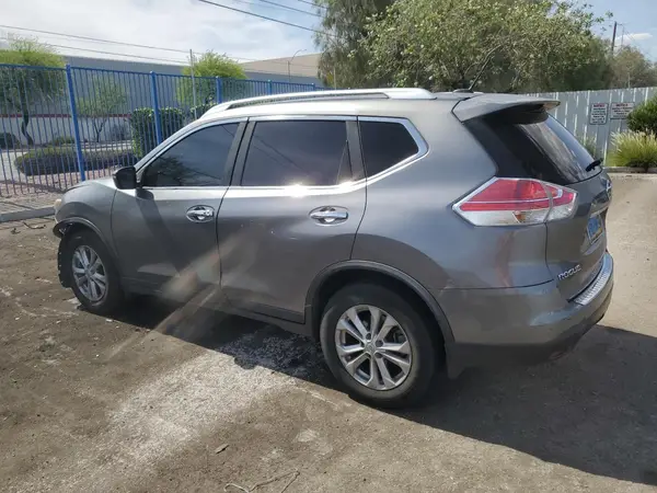 KNMAT2MT1GP651389 2016 NISSAN ROGUE - Image 2