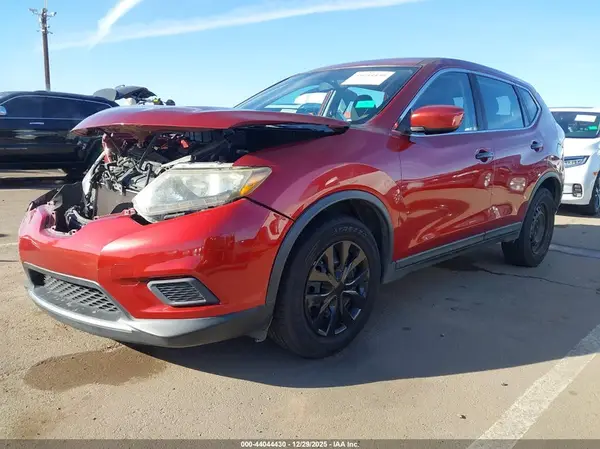 KNMAT2MT1GP671495 2016 NISSAN ROGUE - Image 2