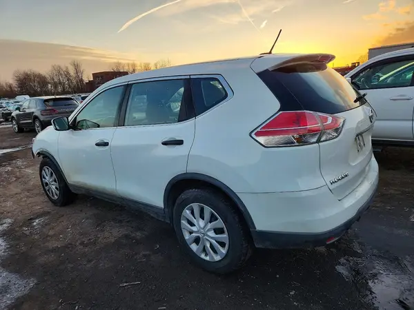 KNMAT2MT1GP675952 2016 NISSAN ROGUE - Image 2