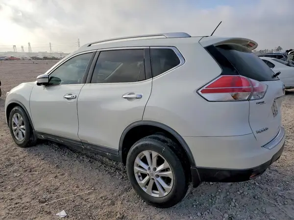 KNMAT2MT1GP695179 2016 NISSAN ROGUE - Image 2