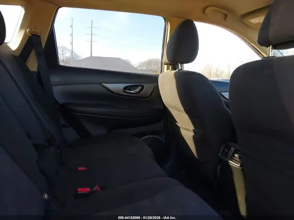 KNMAT2MT1GP702079 2016 NISSAN ROGUE - Image 8