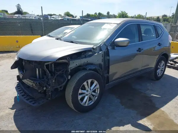 KNMAT2MT1GP702406 2016 NISSAN ROGUE - Image 2