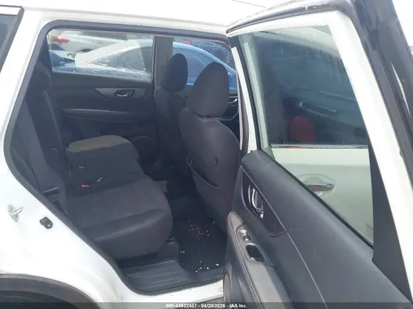 KNMAT2MT1GP709582 2016 NISSAN ROGUE - Image 8