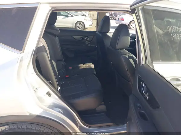 KNMAT2MT1GP713745 2016 NISSAN ROGUE - Image 8