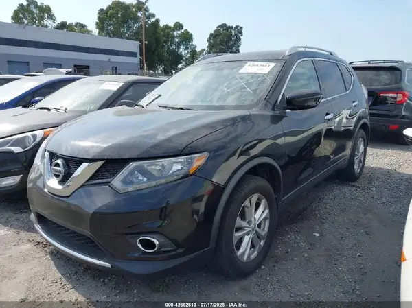 KNMAT2MT1GP718329 2016 NISSAN ROGUE - Image 2