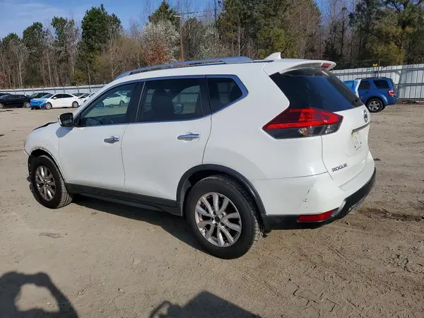 KNMAT2MT1HP501686 2017 NISSAN ROGUE - Image 2