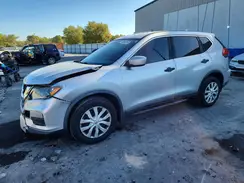 KNMAT2MT1HP501770 2017 NISSAN ROGUE