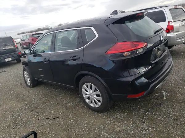 KNMAT2MT1HP504183 2017 NISSAN ROGUE - Image 2