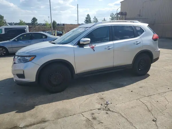 KNMAT2MT1HP518682 2017 NISSAN ROGUE - Image 1