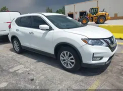 KNMAT2MT1HP518844 2017 NISSAN ROGUE