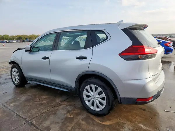 KNMAT2MT1HP522182 2017 NISSAN ROGUE - Image 2