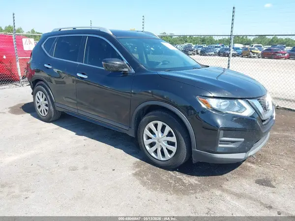 KNMAT2MT1HP522747 2017 NISSAN ROGUE - Image 1
