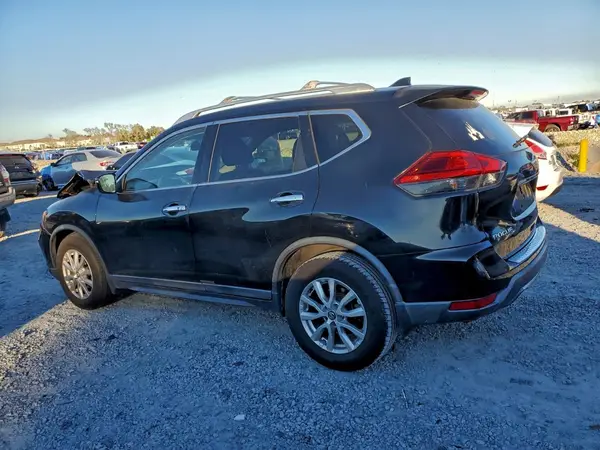 KNMAT2MT1HP527222 2017 NISSAN ROGUE - Image 2