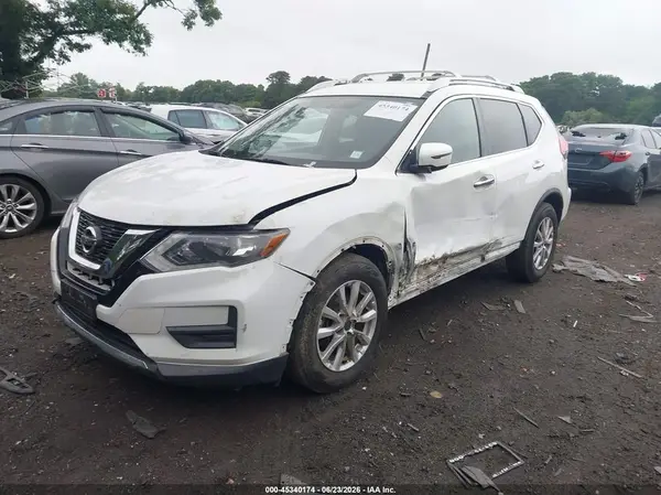 KNMAT2MT1HP537989 2017 NISSAN ROGUE - Image 2