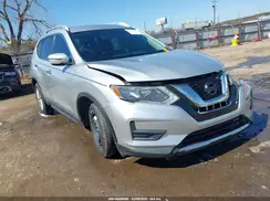 KNMAT2MT1HP538334 2017 NISSAN ROGUE