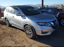 KNMAT2MT1HP540410 2017 NISSAN ROGUE