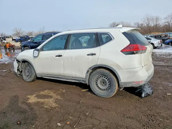 KNMAT2MT1HP548989 2017 NISSAN ROGUE - Image 2