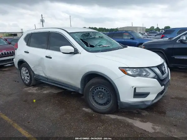 KNMAT2MT1HP549186 2017 NISSAN ROGUE - Image 1