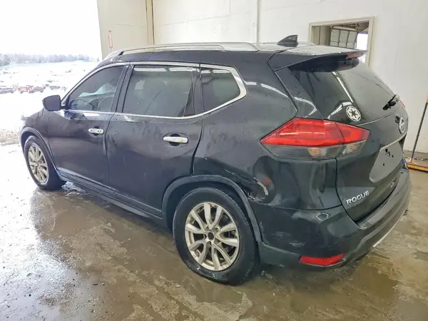 KNMAT2MT1HP551729 2017 NISSAN ROGUE - Image 2
