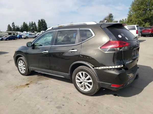 KNMAT2MT1HP553903 2017 NISSAN ROGUE - Image 2